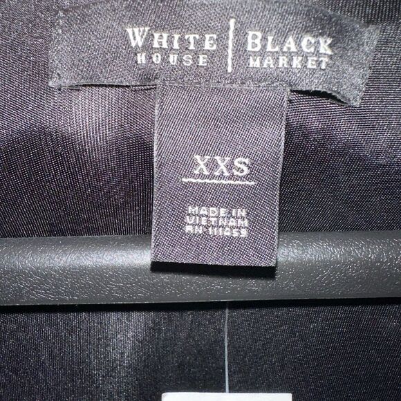 NWT White House Black Market Floral Dress - XXS Black floral stretch dress - Picture 4 of 7